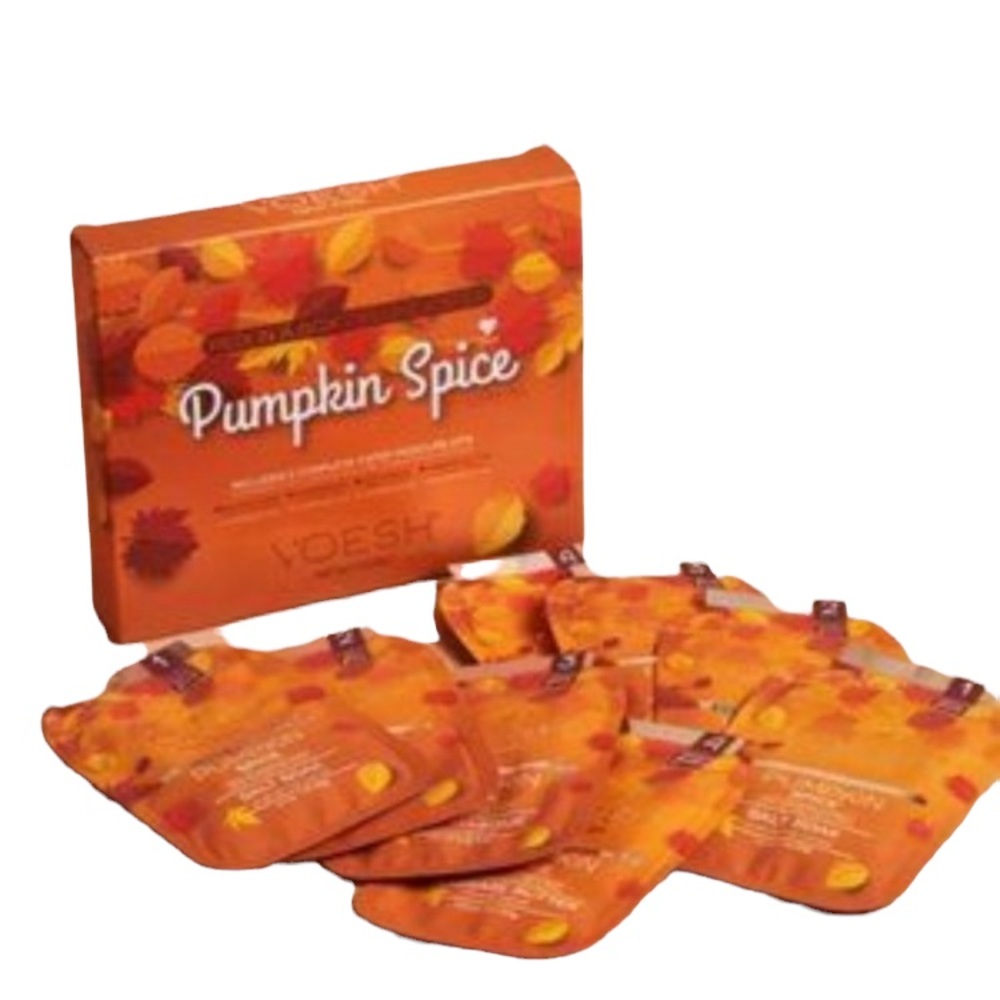 NWT  Pumpkin Spice Voesh Pedicure In A Box Duo -